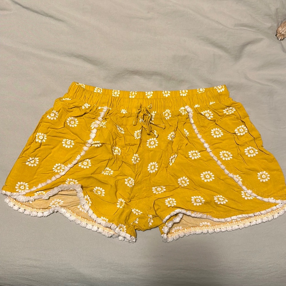 Floral soft shorts